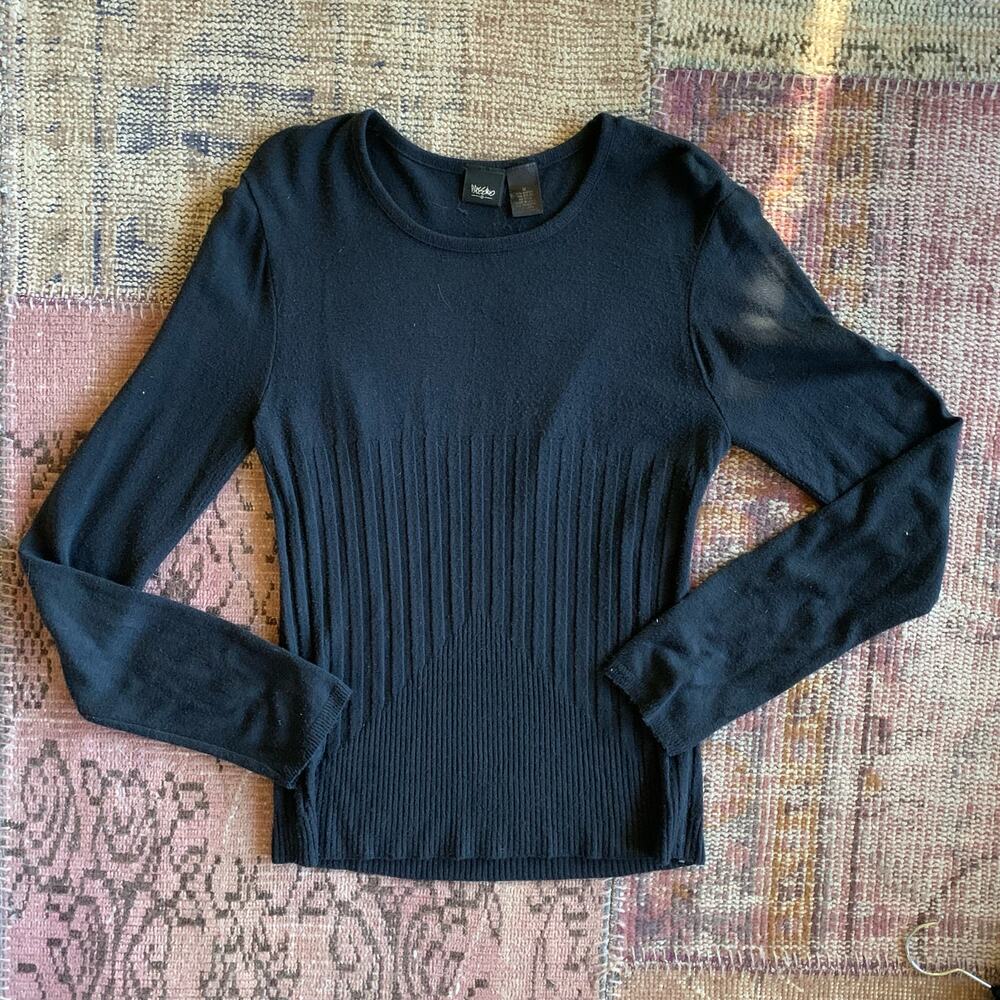 MOSSIMO size MEDIUM black flattering ribbed pull over sweater